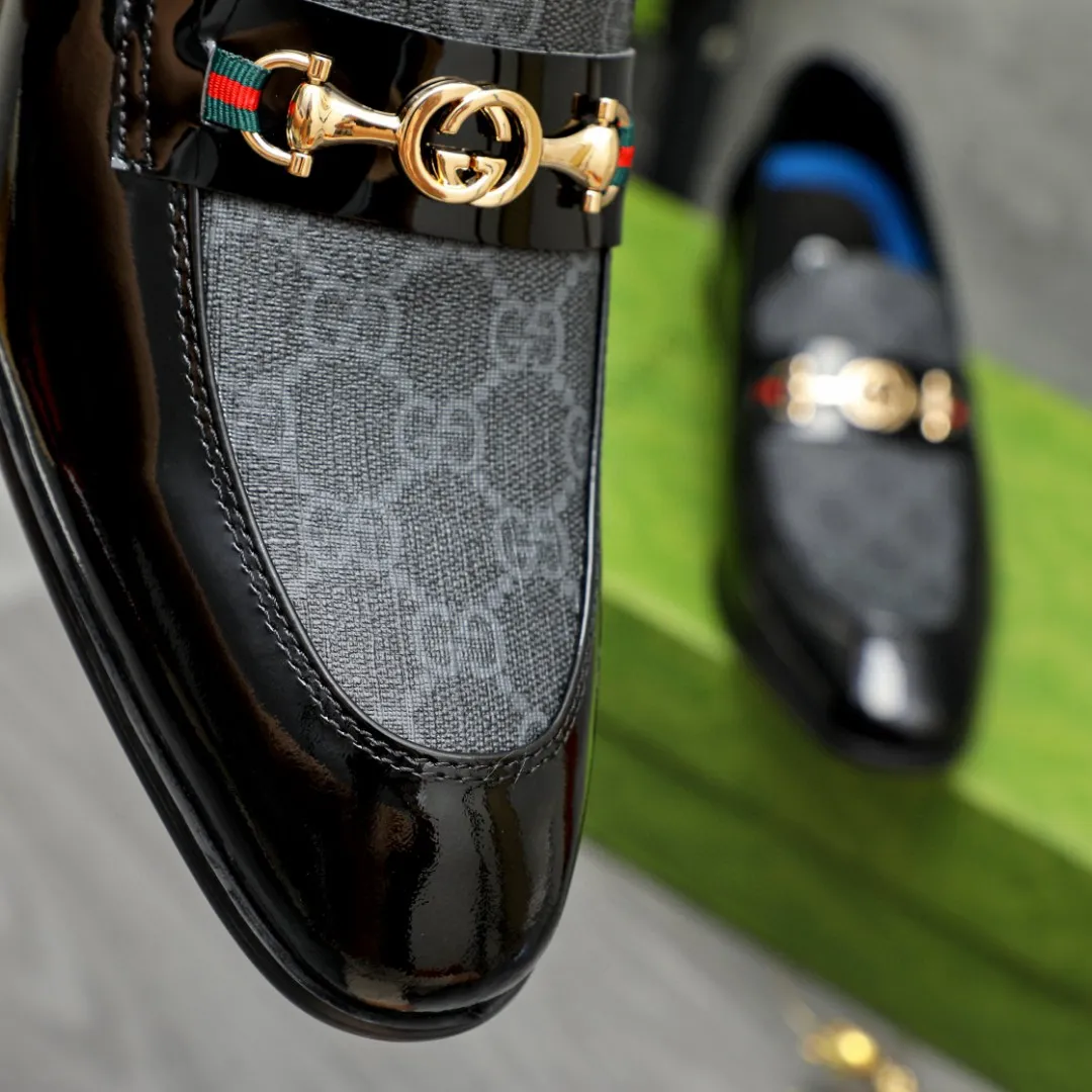 Men's shoes 💰480 Product trademark: GUCCI "Gucci" business slip-on leather shoes Regular size: 38-44 45 custom-made Product materials: Selected patent cowhide splicing printed upper, cowhide lining, original outsole